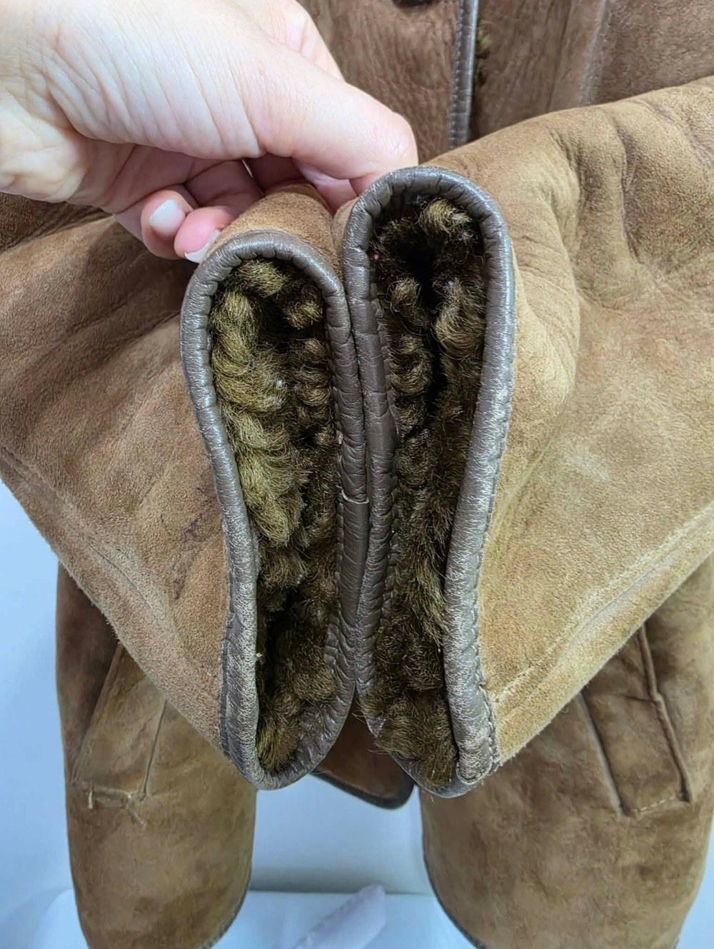 Vintage Shearling Sheapskin Coat - Picture 6 of 11